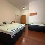 Ar Frankfurt