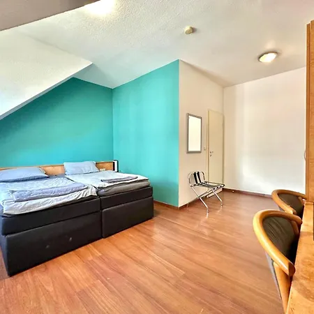 Ar Frankfurt Hotel 3*